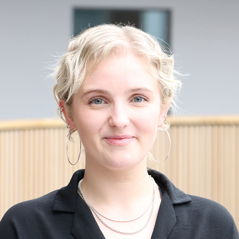 Lucy Wood profile picture